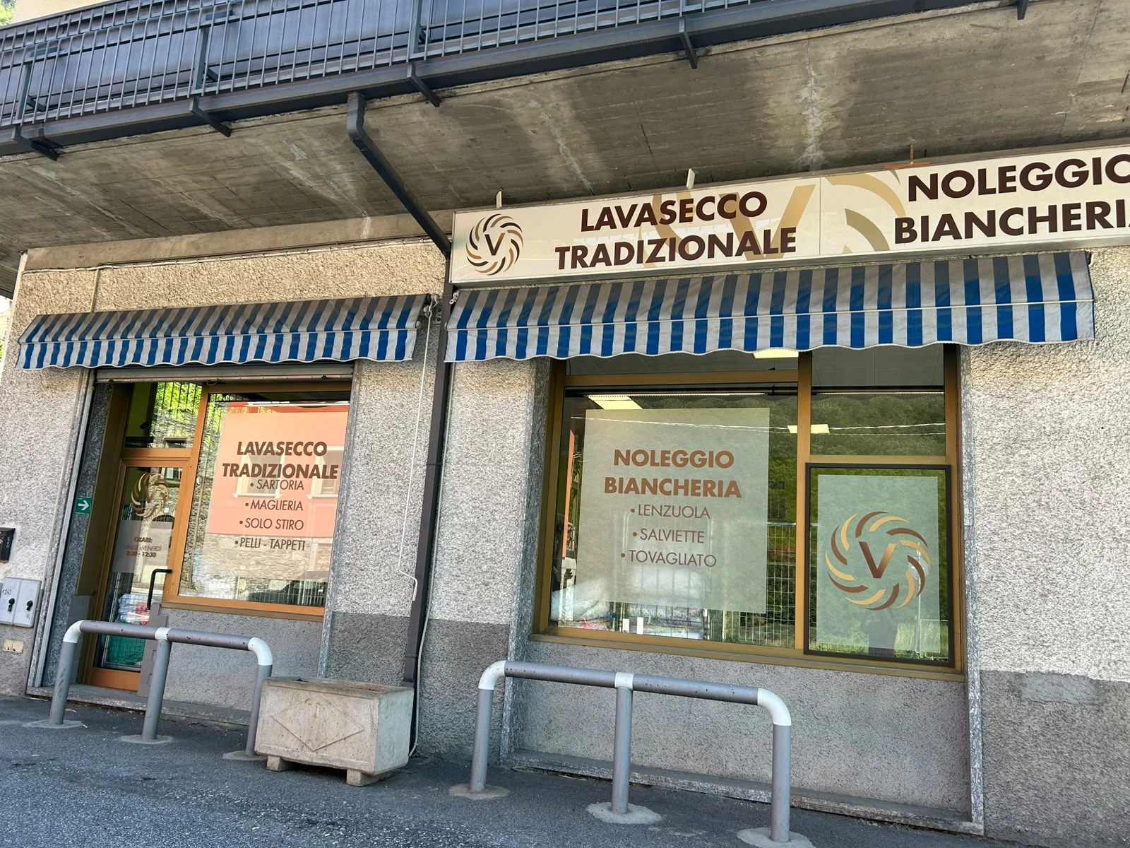 Facciata e servizi di Lavasecco Cedegolo